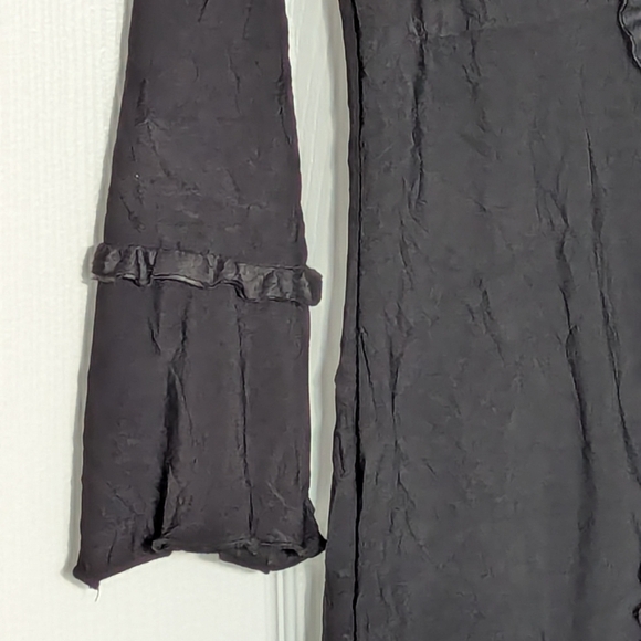 Svetlana Women's (Size 4) Black V-Neck Ruffled Tunic Top With Rosettes & Ruffles - Picture 2 of 16